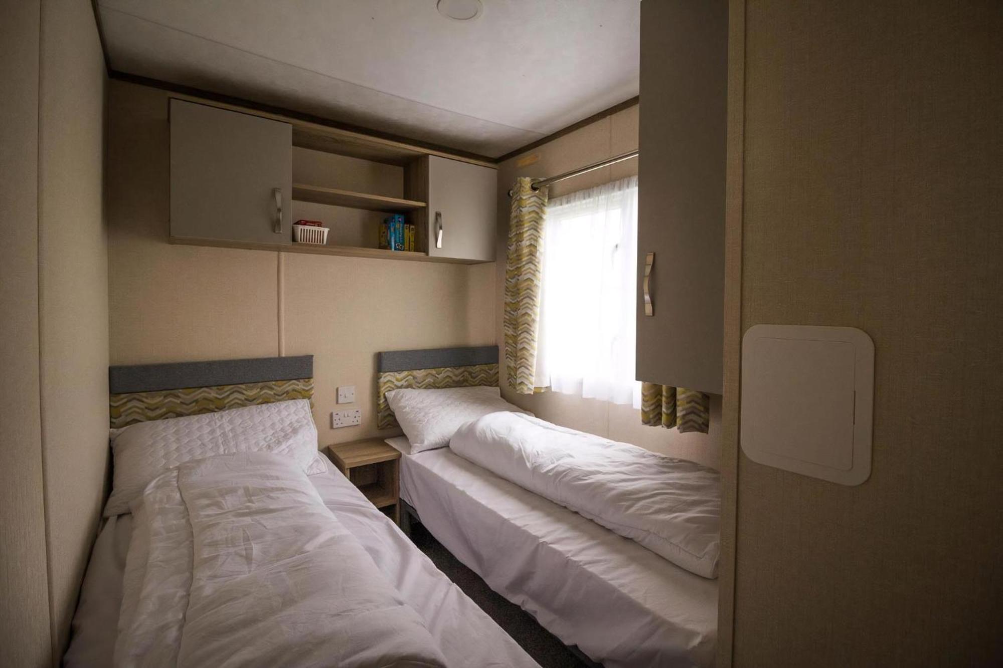 Beautiful 8 Berth Caravan At Heacham Beach In Norfolk Ref 21056C Exteriör bild