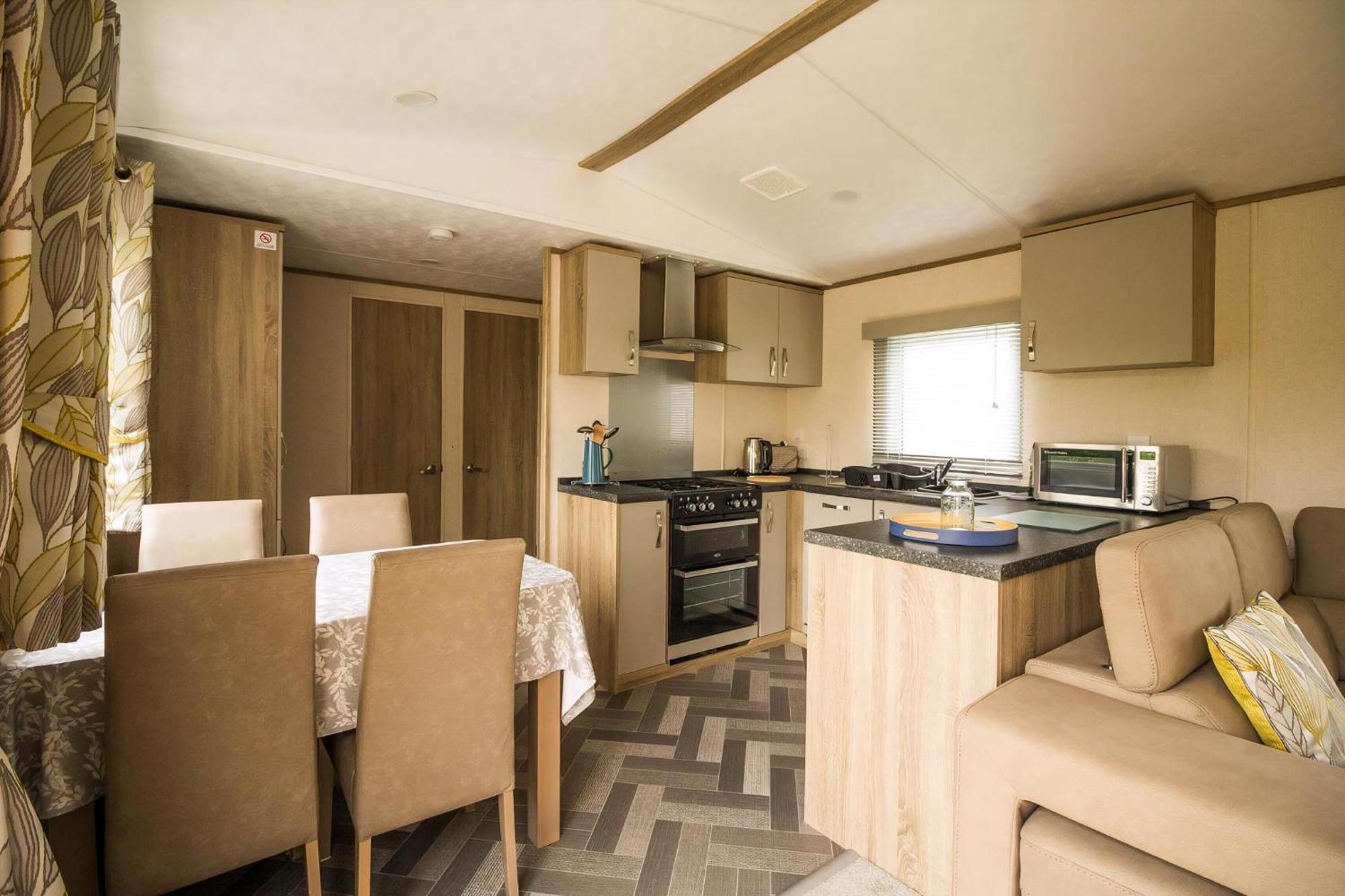 Beautiful 8 Berth Caravan At Heacham Beach In Norfolk Ref 21056C Exteriör bild